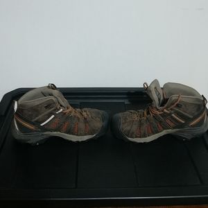 Men's Keen Size 7 Steel Toe Hiking Boots